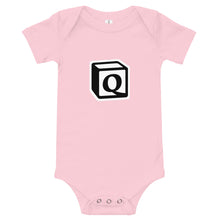 Load image into Gallery viewer, 'Q' Block Monogram Short-Sleeve Infant Bodysuit